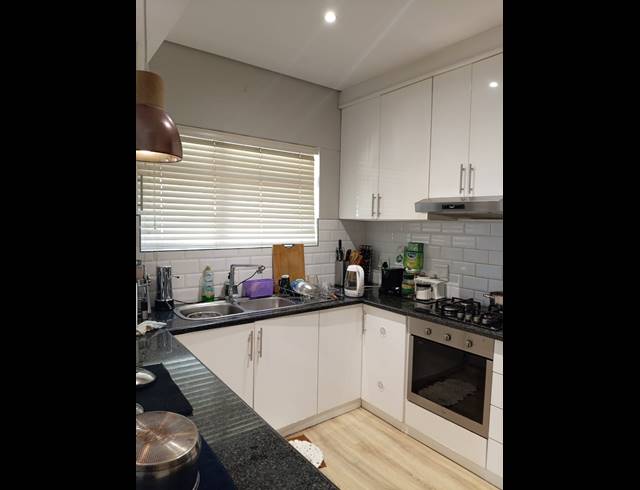 2 BEDROOM PENTHOUSE TO LET IN UMHLANGA RIDGE